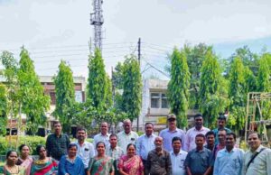 शाला मर्ज को न्यायालय में चुनौती देने की तैयारी में हेडमास्टर, कहा – समायोजन से हो रहा उनके अधिकारों का हनन