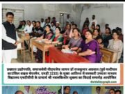 शिशु मंदिर के प्राचार्य नवलकिशोर शुक्ल ने रिटायरमेंट के दिन लगाई शिष्यों की क्लास, सवाल पूछे और सही जवाब पर किया सत्कार, मुख्य अतिथि डाॅ राजकुमार अग्रवाल बोले- एक शिक्षक के लिए यही है विदाई का सबसे बड़ा उपहार