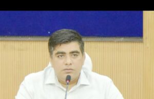कलेक्टर कुणाल दुदावत ने दीपका तहसील में पदस्थ राजस्व निरीक्षक नीलकांत यादव को किया निलंबित